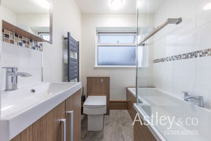 bathroom- click for photo gallery